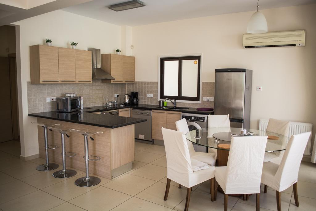Agios Theodoros Villa Hera חדר תמונה